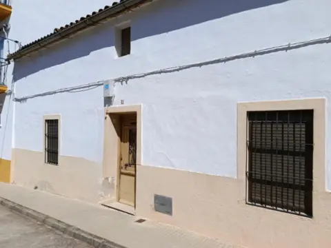 Casa adosada en calle del Doctor Manuel Calzada García, 11