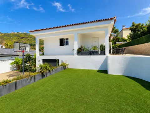 Chalet adosado en Urbanización la Primavera, 162