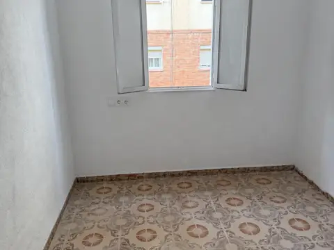 Piso en calle de Covadonga, 4