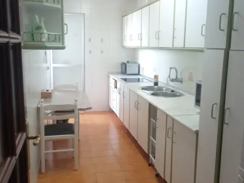 Piso en Avenida de Pulianas, 28