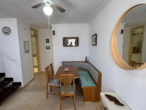 Chalet pareado en calle de Dolores Cabrera Suárez, 1