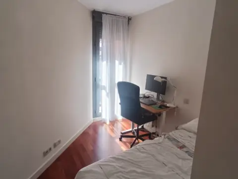 Habitación en Avenida de la Gran Vía del Sureste, 29