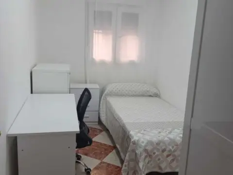 Piso en calle de Millán de Priego, 81