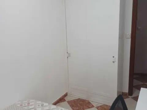 Piso en calle de Millán de Priego, 81