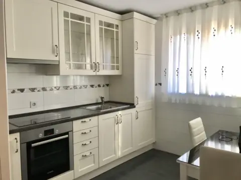 Chalet adosado en calle de la Alegría, 2