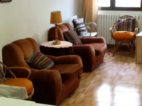 Piso en calle del Barrio Verde, 6