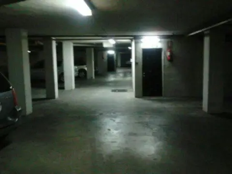 Garage in calle Alameda de Capuchinos, nº 4-6