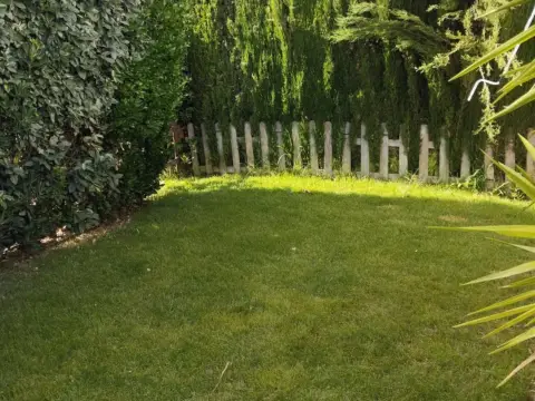 Casa pareada en calle Luis Daoíz,  2