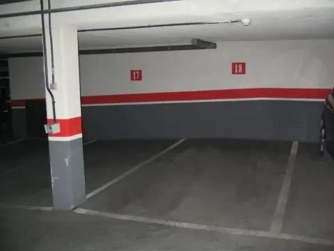 Garaje en calle de Cardenal Tavera, 3