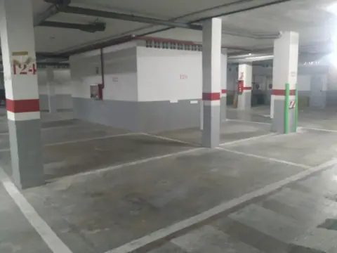 Garaje en calle Camaleón, 50