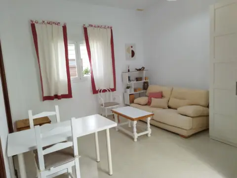 Apartamento en calle Lezo, 13