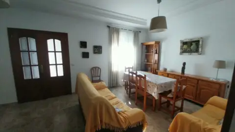 Almacén en calle de Alcalá-Zamora, 28