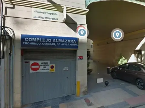 Garatge a calle de Juan Ramón Jiménez, 32