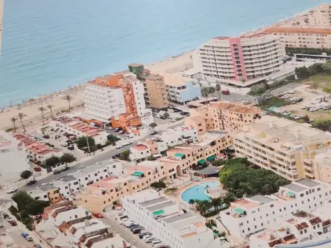 Ático en Avenida del Papa Luna, 67