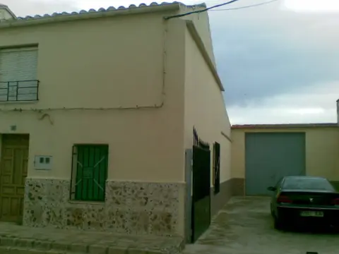 Casa unifamiliar en calle de Santa Lucía, nº 12