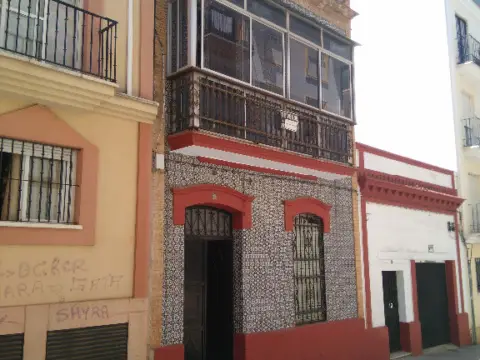 Casa unifamiliar a calle de Alfonso XIII, 16