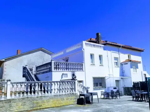 Casa unifamiliar en calle de Arriba, 91