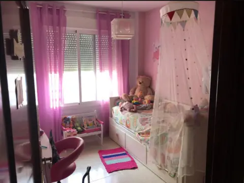 Piso en Avenida de la Axarquía, 1