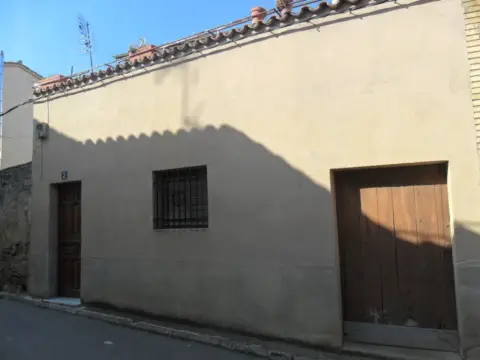Casa rústica en calle de la Perla, 2