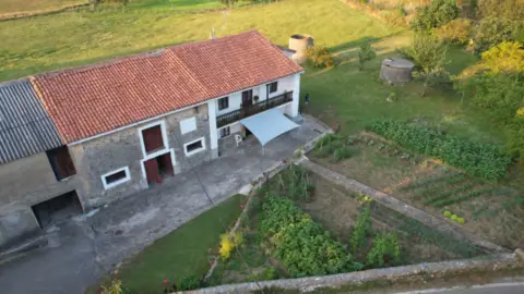 Casa rústica en Avenida de Cuberris, 1