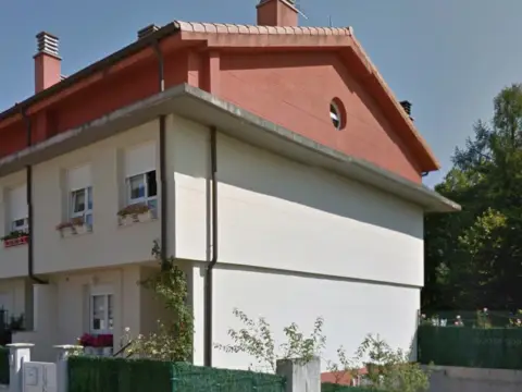 Chalet adosado en Plaza de Errementari, 2