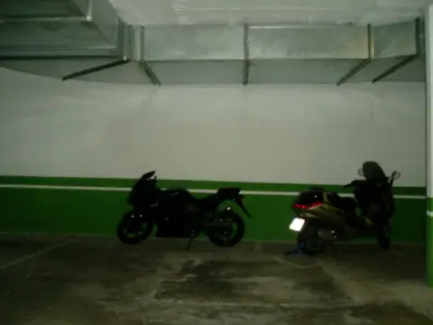 Garaje en Carrer del Vesuvi, 11