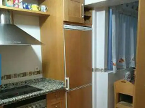 Piso en calle Infanta Doña María, 80