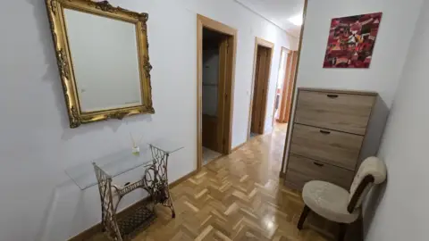 Piso en calle del Río Eo, 57