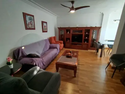 Habitación en Avenida del Primero de Mayo, 20