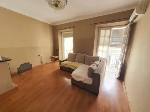 Piso en calle del Rosario, 2