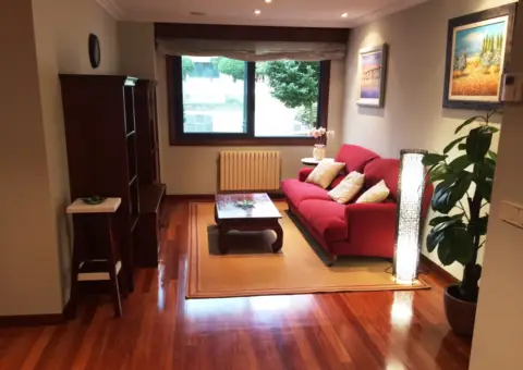 Piso en Avenida Hispanidad,  95