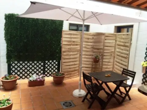 Piso en Avenida Hispanidad,  95