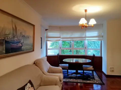 Apartamento en calle de Eugenio Arbones, 5