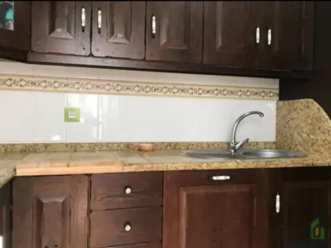 Casa adosada en calle de la Chucena, 3