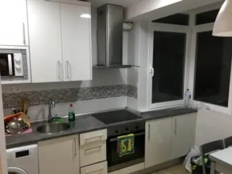 Habitación en calle de la Madre de Dios, 25