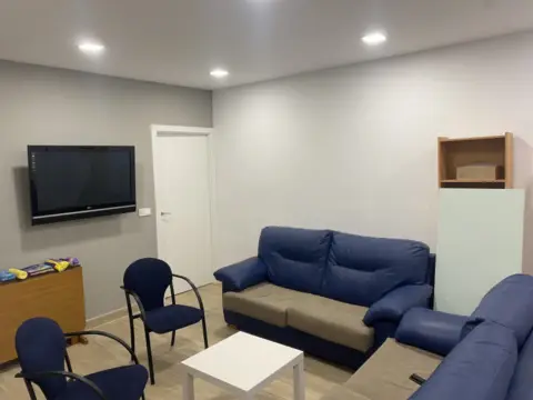 Habitación en calle de Gabriel y Galán, 16