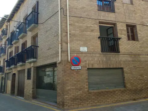 Piso en calle de Ramón y Cajal, 5