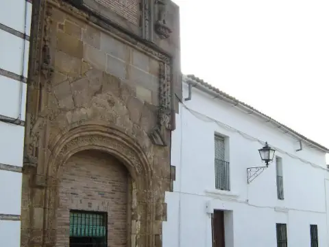 Casa adosada en Plaza de la Libertad, 2