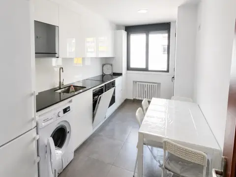 Apartment on Calle de Santo Domingo, 64