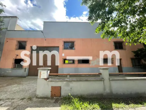 Nave industrial en Carrer de Rupit, 44