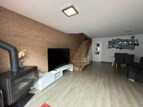 Casa pareada en Carrer de Lluís Companys