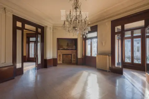 Piso en Plaça de Santa Clara