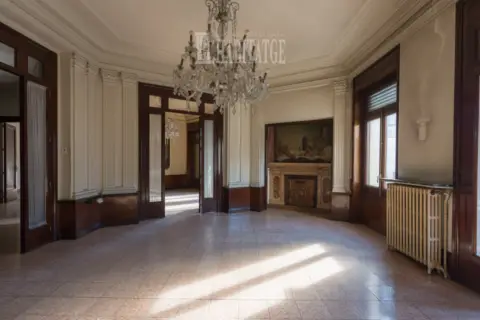 Piso en Plaça de Santa Clara