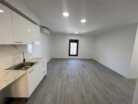 Piso en Plaça de Josep Anselm Clavé