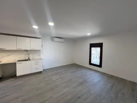 Piso en Plaça de Josep Anselm Clavé