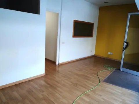 Local comercial en Mutua