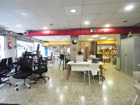 Local comercial en Carrer de Princesa