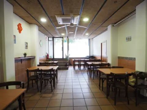 Local comercial en Plaza Can Monic