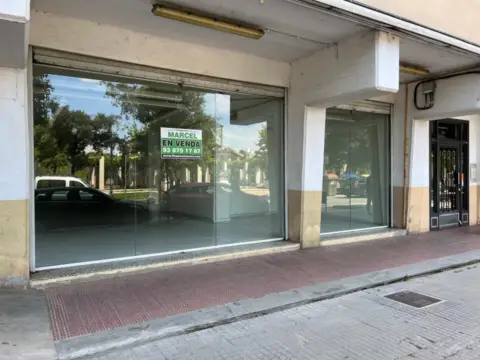 Local comercial en Carrer de Rafael Casanova