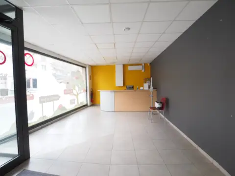 Local comercial en Carrer de Pla de Baix